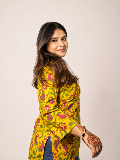 Siya - Yellow V Neck Short Kurti