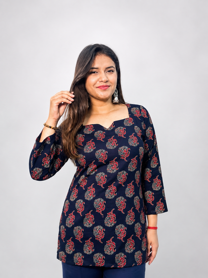 Kaashvi - Navy Blue Notch Neck Kurti