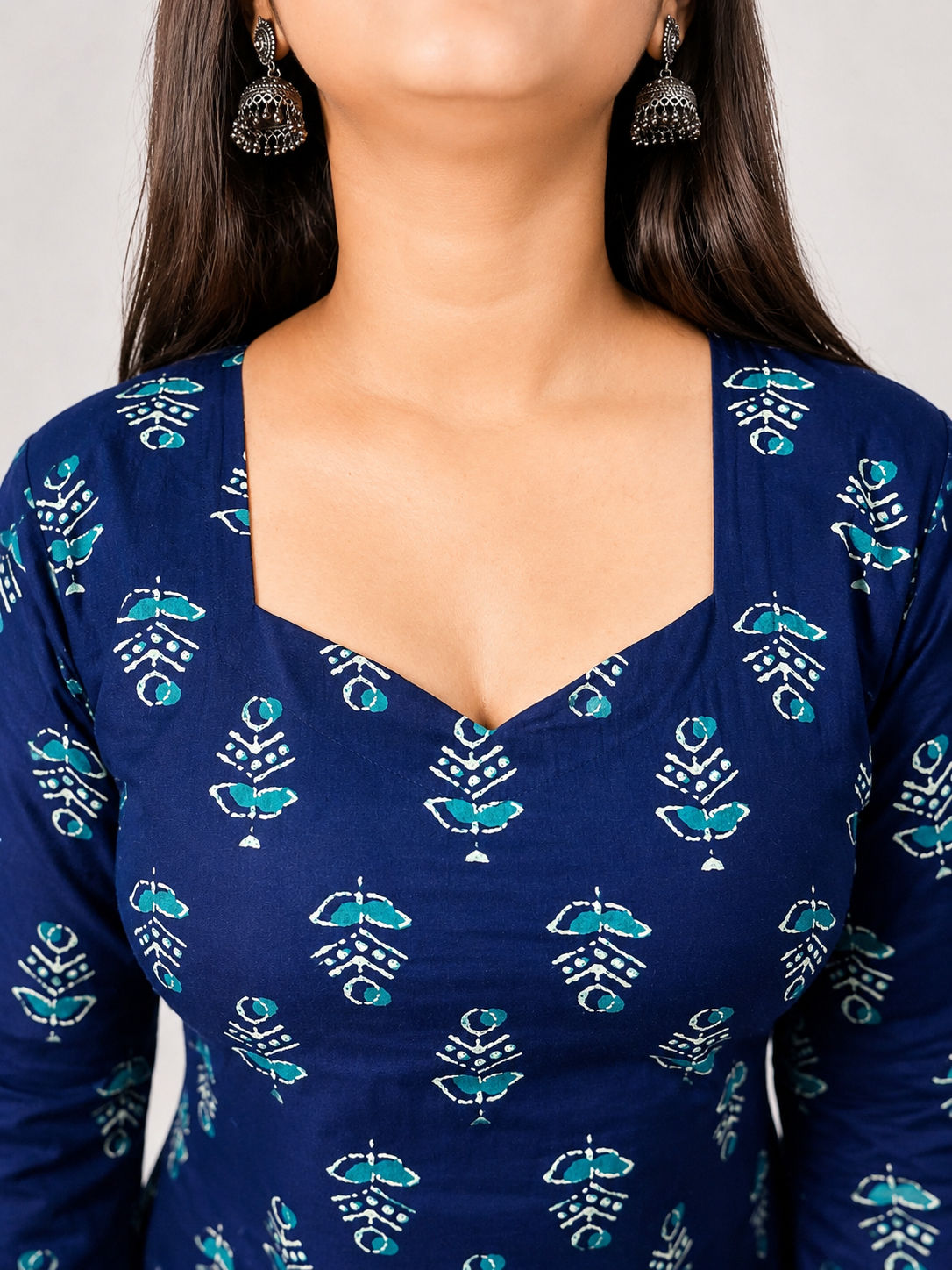 Saanjh - Indigo tassel back kurti