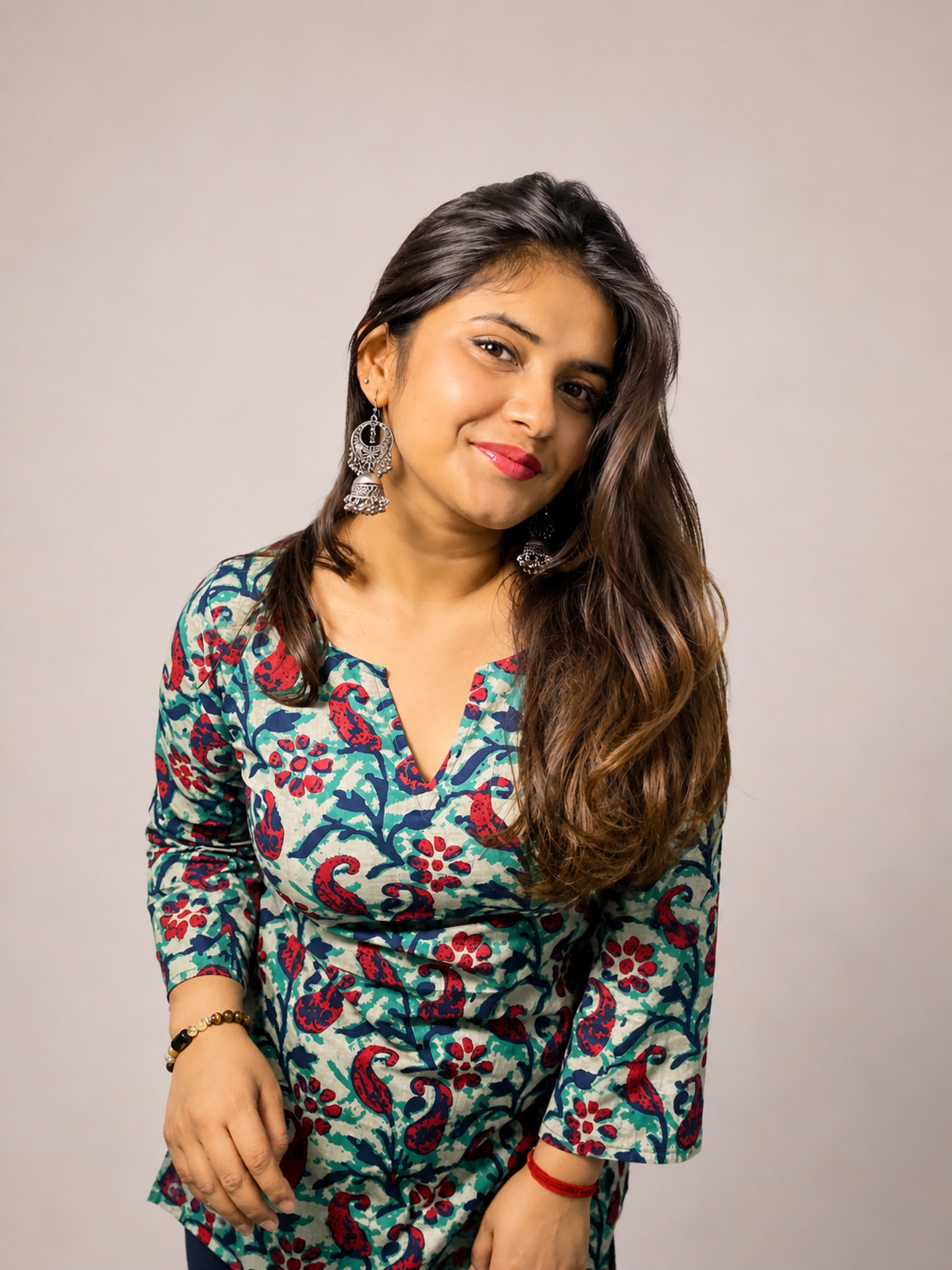 Myra - Multi Colour Slit V neck Kurti